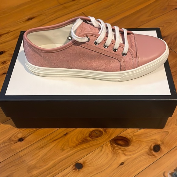 Gucci Shoes Rose Color Gucci Tennis Shoe Poshmark